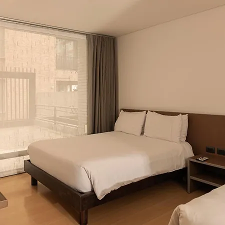 Viaggio Nueve Trez City Suites Bogotá Exterior foto